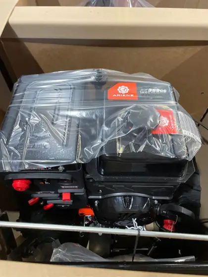 Ariens Platinum 28 SHO RapidTrak… — Photo 9