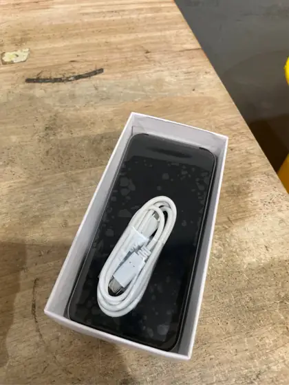 Apple iPhone 16 Pro Max,… — Photo 9