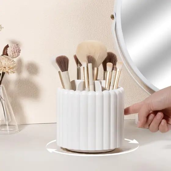 Rotating Makeup Brush Holder with… — Photo 2