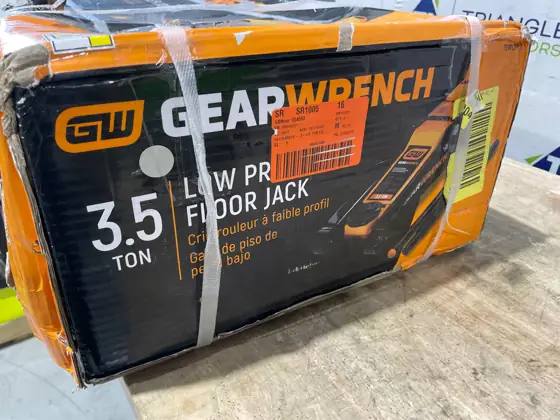 3-1/2-Ton Low Profile Floor Jack… — Photo 5