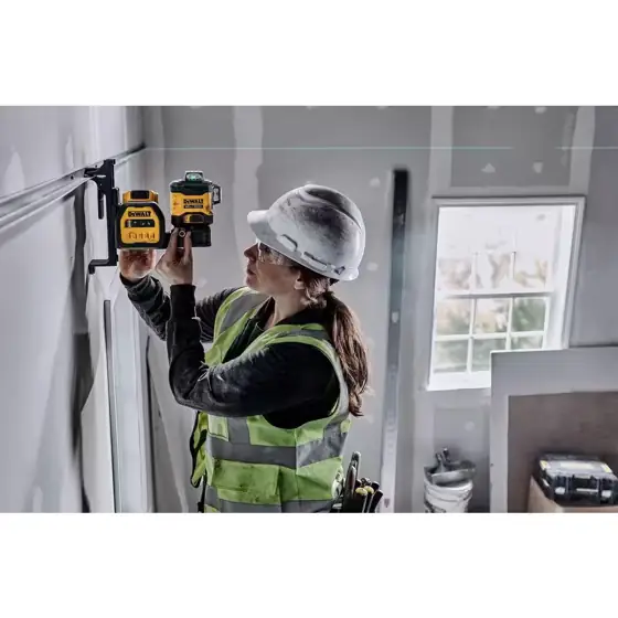 20V/12V Lithium-Ion Cross-Line Laser Level… — Photo 2
