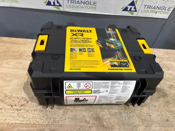 20V/12V Lithium-Ion Cross-Line Laser Level… — Photo 4