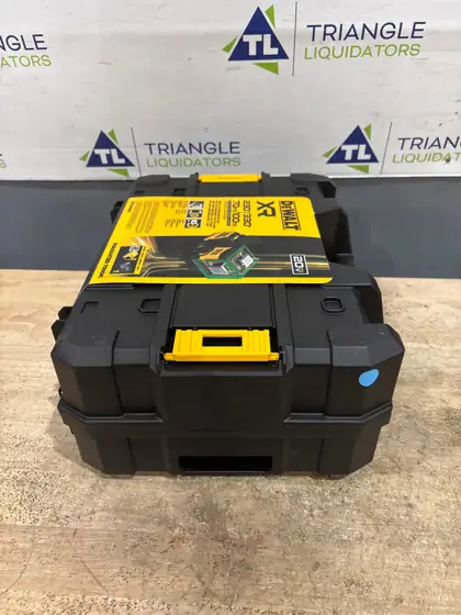 20V/12V Lithium-Ion Cross-Line Laser Level… — Photo 5