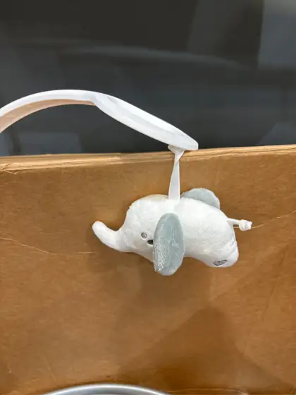 Momcozy CocoSway Electric Baby Swing… — Photo 8