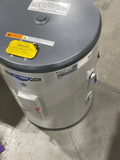 GE Appliances 18 gal Electric… — Photo 3