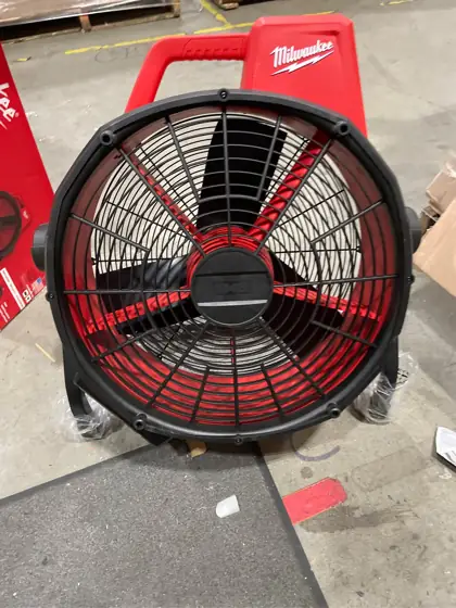 Milwaukee M18 26.5 in. H… — Photo 5