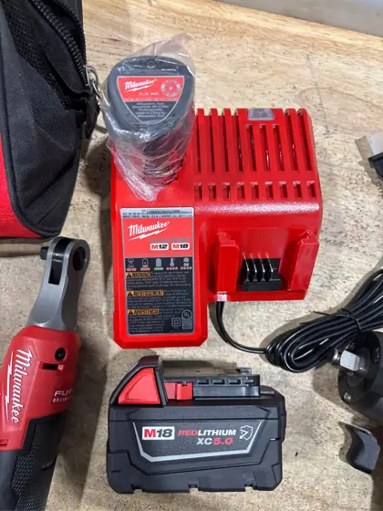 Milwaukee M18 FUEL 18V Mid… — Photo 7