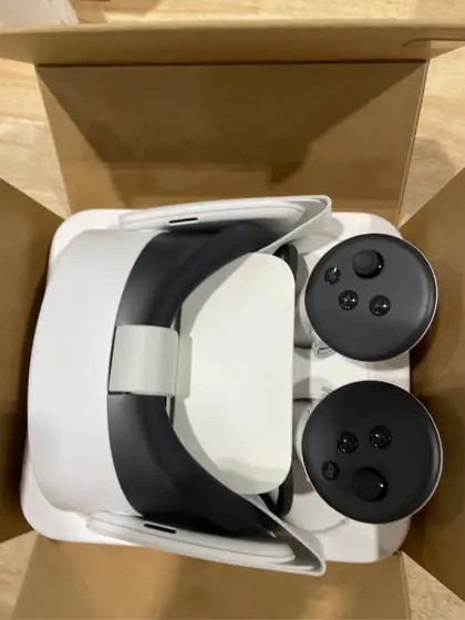 Meta Quest 3S 128GB VR… — Photo 6