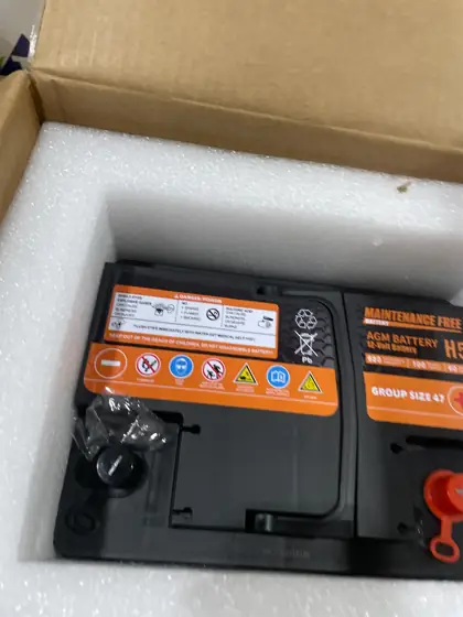 12 v battery — Photo 1