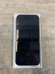 iPhone 16 Pro Max — Photo 2