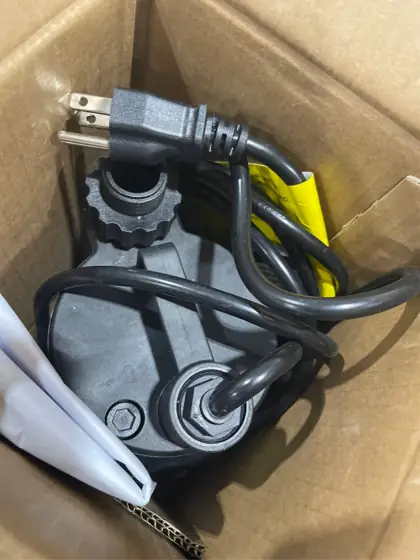 1/6 HP Plastic Submersible Utility… — Photo 5