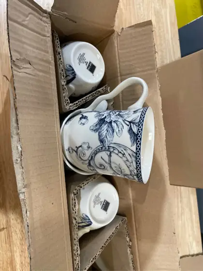 Adelaide 16-Piece Blue and White… — Photo 7
