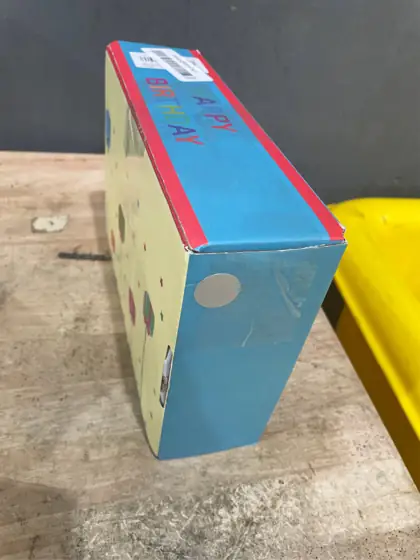 100 Unique Birthday Cards with… — Photo 5