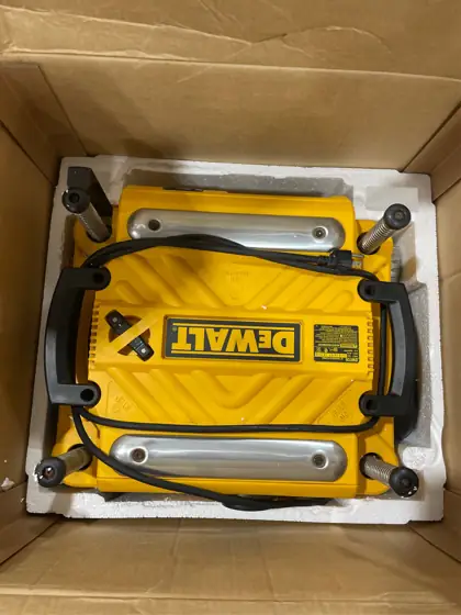 DEWALT 13-in W 15-Amp Benchtop… — Photo 6