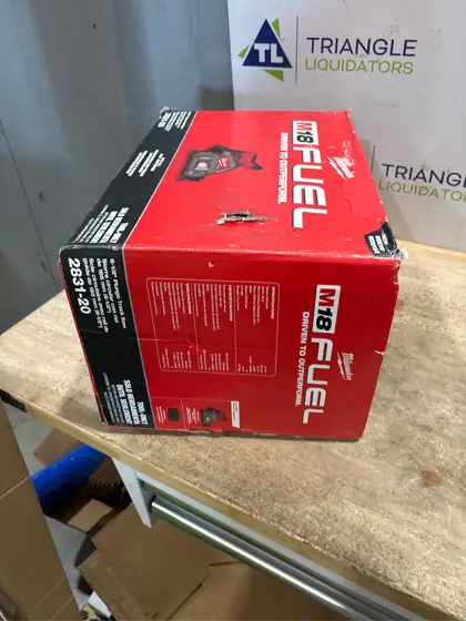 Milwaukee M18 FUEL 6-1/2 in.… — Photo 4