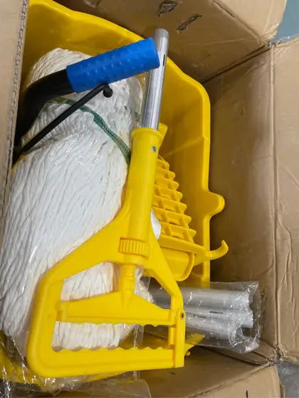 35Qt Commercial Mop Bucket with… — Photo 5