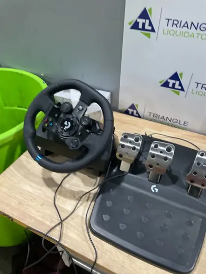 Logitech gaming wheel set — Photo 1