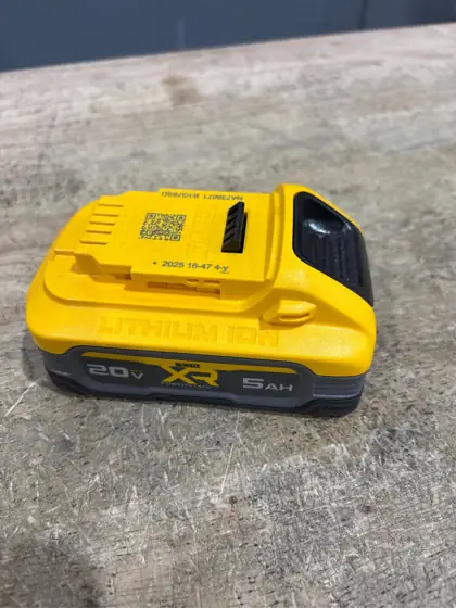 Battery: DEWALT , 20V MAX… — Photo 2
