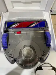 Dyson 360 Vis Nav Robot… — Photo 7