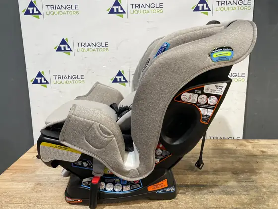 Graco Extend2Fit 3-in-1 Car Seat,… — Photo 7