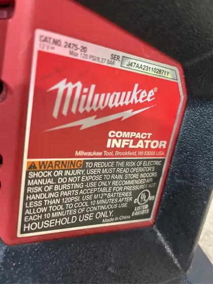 Milwaukee M12 1 gal Vertical… — Photo 7