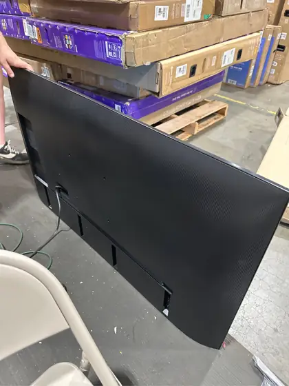 Samsung 55-Inch QLED Q7F Series… — Photo 7