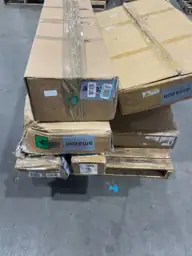 Amazon miscellaneous — Photo 1