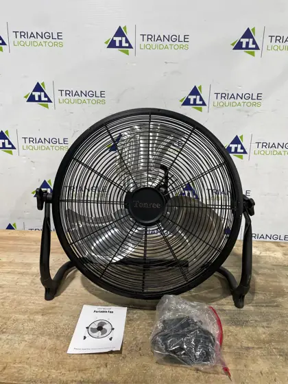 18" Portable Battery Floor Fan,… — Photo 6