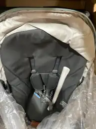 UPPAbaby Vista V3 Convertible Single-to-Double… — Photo 7