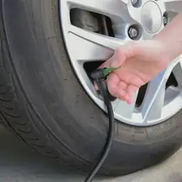 Slime Multi-Purpose Tire Inflator Air… — Photo 2