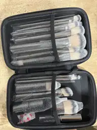 Professional Makeup Brush Set with… — Photo 4