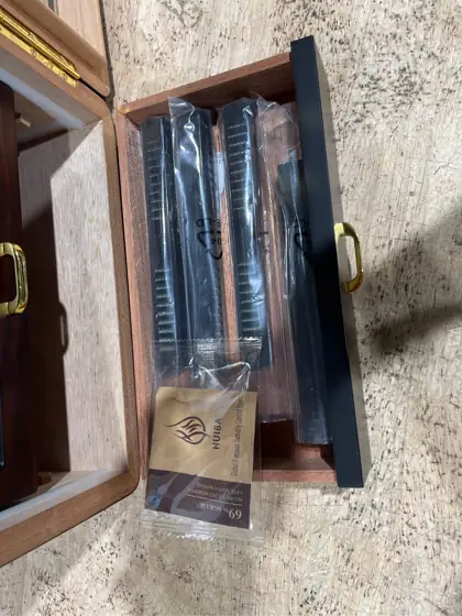 200-Count Ebony Cigar Humidor Cabinet… — Photo 11