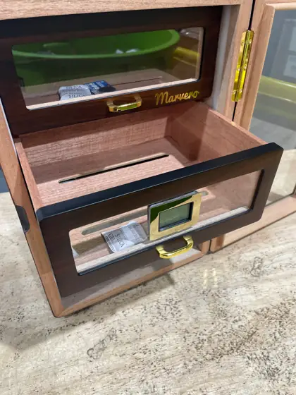200-Count Ebony Cigar Humidor Cabinet… — Photo 9