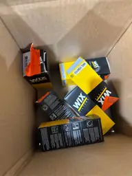 WL10010 Engine Oil Filter — Photo 4