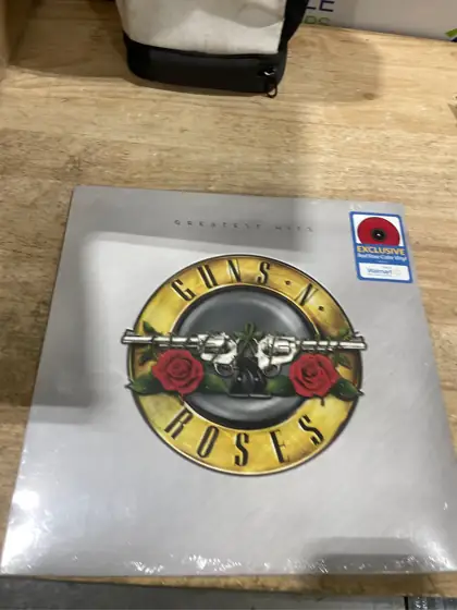 Guns N Roses - Greatest… — Photo 4