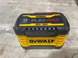 DEWALT FLEXVOLT 20V/60V MAX Lithium-Ion… — Photo 5