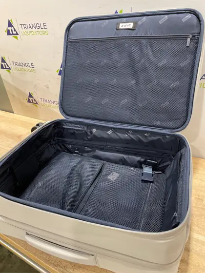 Away Bigger Carry-On, 23-Inch Lightweight… — Photo 8