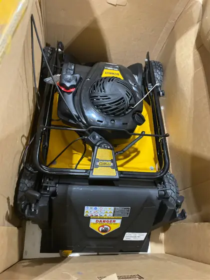 DEWALT 21 in. 150cc Briggs… — Photo 6