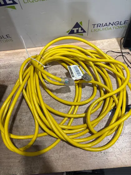 DuroMax 50-ft 10/3 Yellow 3… — Photo 5
