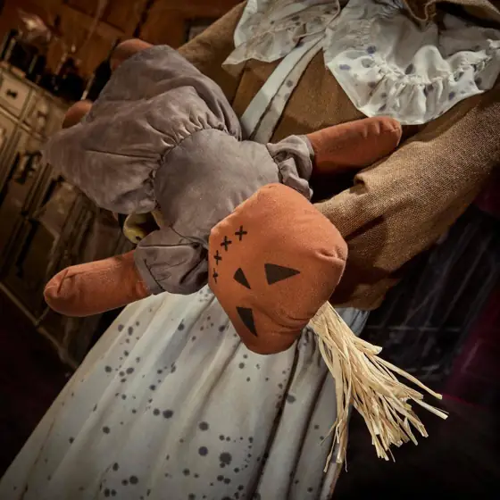 5.5 ft. Halloween Classics Animated… — Photo 4