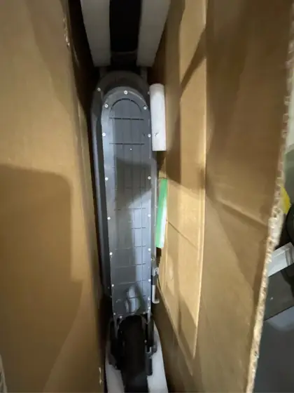 Qlaway 8.5" E-Scooter for Adults,… — Photo 6