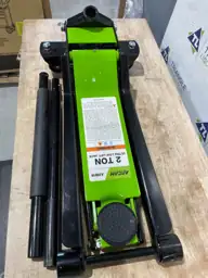 2-Ton Low Profile Service Jack — Photo 5
