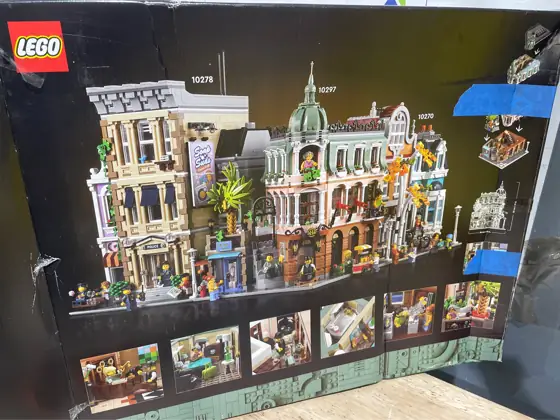 LEGO Icons Boutique Hotel Model… — Photo 6