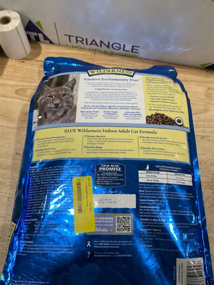 Blue buffalo cat food — Photo 2