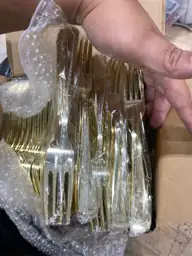 Goodluck 300 Pack Gold Plastic… — Photo 6