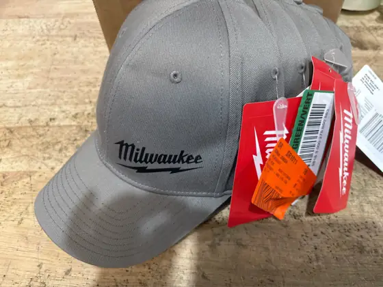 Milwaukee FlexFit Fitted Hat Gray… — Photo 4