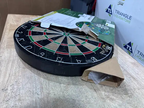 Ultimate Dart Board & Golf… — Photo 5