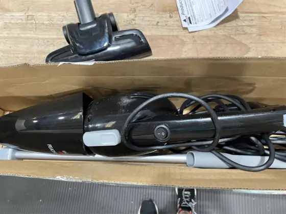 Bissell 2033M Featherweight Stick Vacuum,… — Photo 6