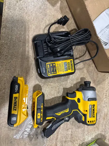 DEWALT ATOMIC 20V Max Compact… — Photo 6