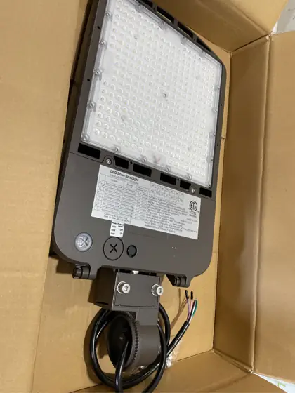 200W LED Parking Lot Light… — Photo 7